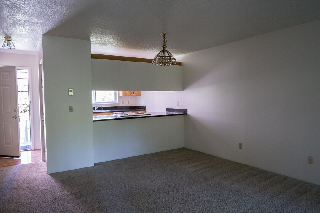 3710-3730 SW 12th Ave in Portland, OR - Building Photo