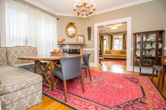 234 Cypress St in Brookline, MA - Building Photo - Building Photo