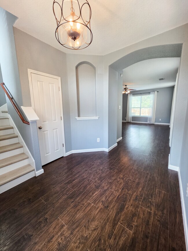 2338 Elva Forest in San Antonio, TX - Building Photo - Building Photo