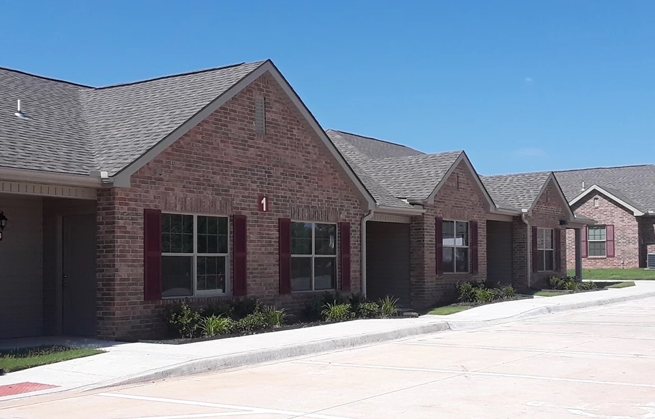 Woodland Estates in Woodward, OK - Foto de edificio