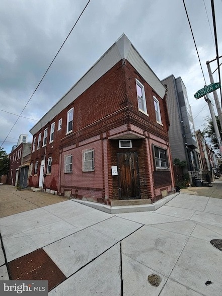 property at 1548 S 20th St