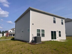 919 Crow Br Dr in Graham, NC - Building Photo - Building Photo