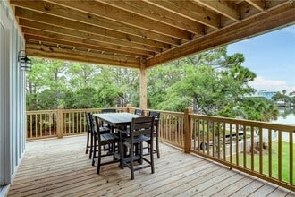 500 Lemoyne Dr in Dauphin Island, AL - Building Photo - Building Photo