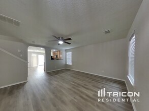 2338 Cloudbait View in Converse, TX - Building Photo - Building Photo