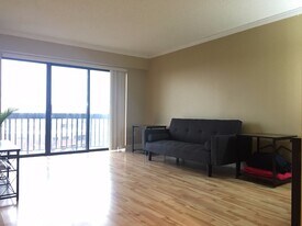 15 North Beacon St in Boston, MA - Building Photo