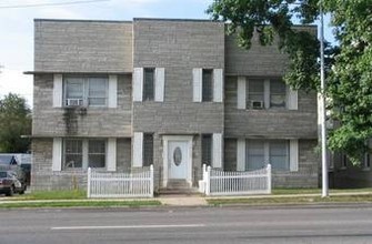 715 Main St in Mount Vernon, IL - Building Photo - Building Photo