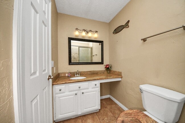 11318 Willow Field Dr