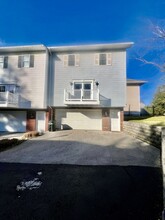 9 Willow Ln in Morgantown, WV - Building Photo - Building Photo