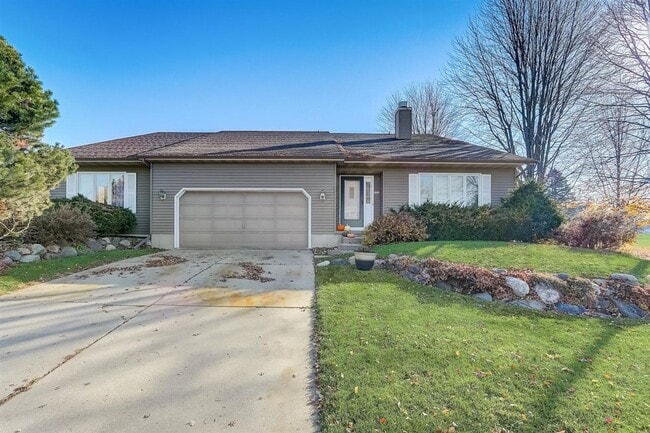 property at 1633 Sapphire Way