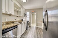 537 Chateau Ave photo'