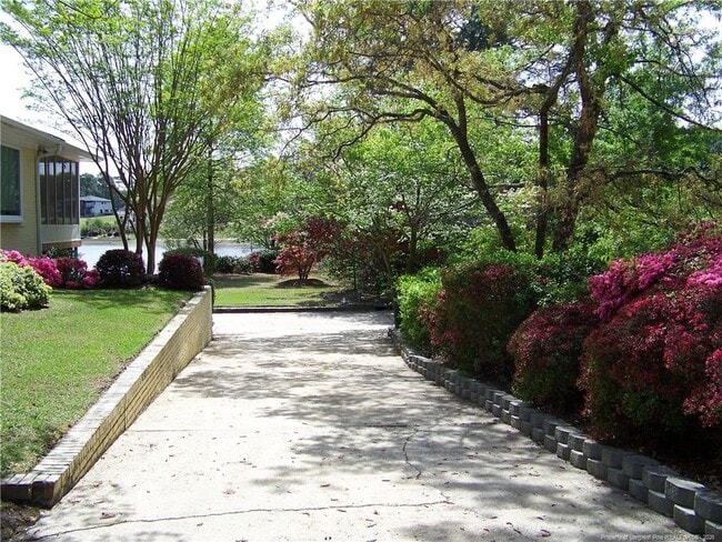 6829 Towbridge Rd in Fayetteville, NC - Building Photo - Building Photo