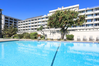 Marymount Tower in Redwood City, CA - Building Photo - Building Photo