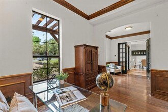 1905 Holiday Hills Cove, Unit 4-301 in Austin, TX - Building Photo - Building Photo