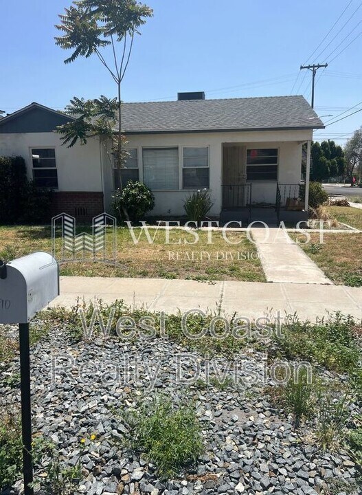 190 W B St in Colton, CA - Building Photo