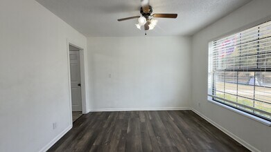 1480 Alecia Dr in Jacksonville, FL - Building Photo - Building Photo