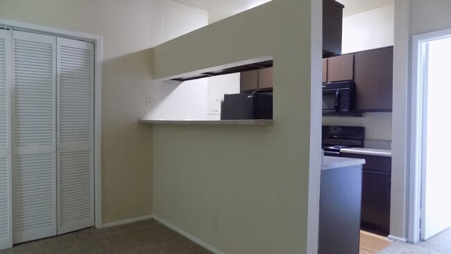 Hidden Ridge Apartments in Irving, TX - Foto de edificio - Building Photo