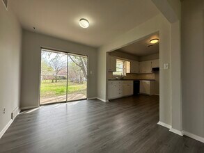 904 Westchester Dr in Oklahoma City, OK - Building Photo - Building Photo