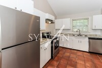 2454 Spring Garden Dr SW photo'