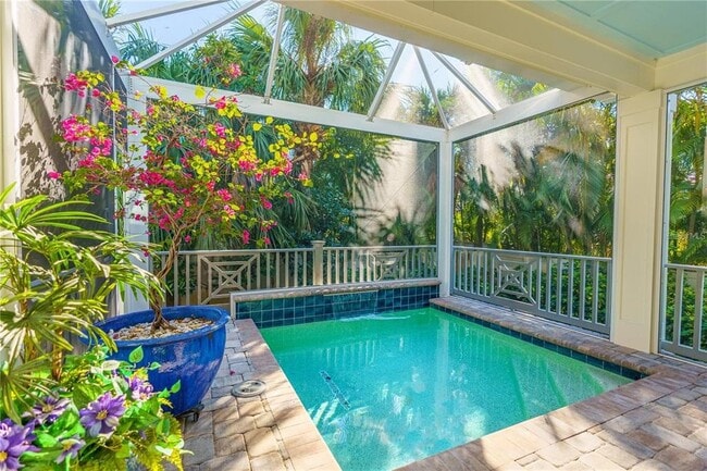 1716 Stapleton St in Sarasota, FL - Building Photo - Building Photo
