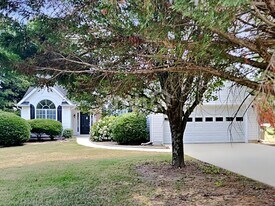 3385 Woodash Ln in Buford, GA - Building Photo