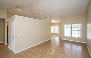 12687 Waterhaven Cir in Orlando, FL - Building Photo - Building Photo