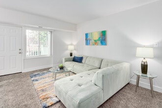 Glenmont Forest in Silver Spring, MD - Building Photo - Interior Photo