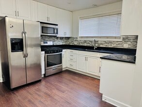 4531 S Lawler Ave in Chicago, IL - Building Photo - Building Photo