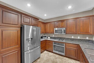 11494 Belmont Lake Dr in Las Vegas, NV - Building Photo