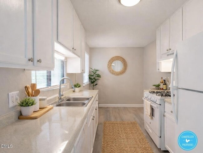 25 Creekside Cir, Unit 2 in Pittsboro, NC - Building Photo - Building Photo