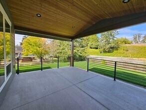 5416 Salish Rd in Blaine, WA - Building Photo - Building Photo