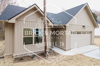 4819 McCloud Rd in Knoxville, TN - Building Photo - Building Photo