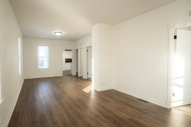 1729 Jackson St in La crosse, WI - Building Photo - Building Photo