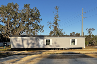 1124 NE Washington St in Lake City, FL - Building Photo - Building Photo