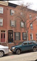 834 N 24th St in Philadelphia, PA - Building Photo