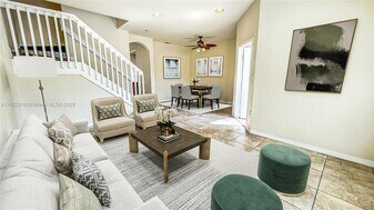 3361 Merrick Ln in Margate, FL - Building Photo