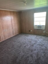 1801 S Business 45 in Corsicana, TX - Building Photo - Building Photo