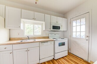 474 Edith St in Pittsburgh, PA - Building Photo - Building Photo