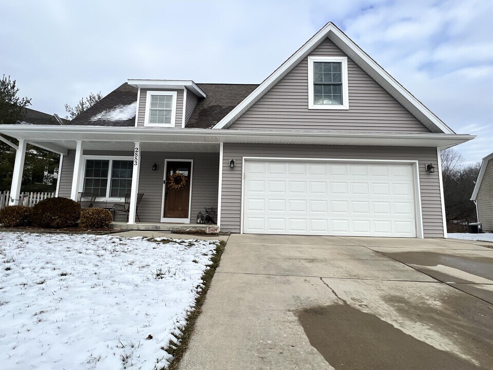 2883 E Garden Path in Bloomington, IN - Building Photo