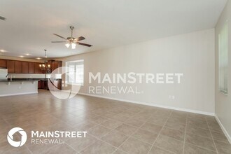 6878 Sundrop St in Harmony, FL - Building Photo - Building Photo