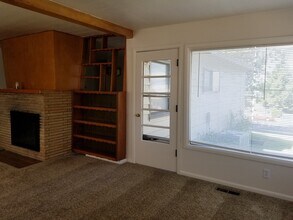 1108 S Baker St in Moses Lake, WA - Building Photo - Building Photo