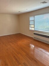44 Franklin St in East Rockaway, NY - Building Photo - Building Photo