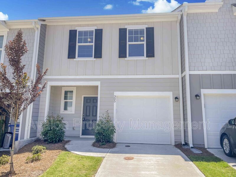 305 Penn Sta Wy in Euharlee, GA - Building Photo