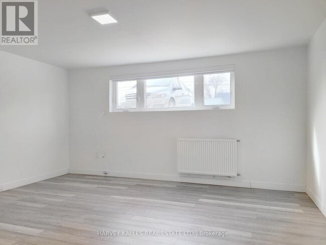 521 Browns Line in Toronto, ON - Building Photo - Building Photo