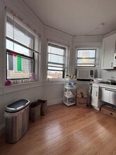 35 Westland Ave, Unit 108 in Boston, MA - Foto de edificio - Building Photo