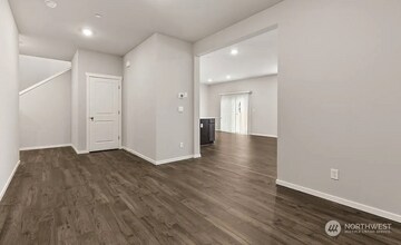 18718 Lipoma Pl E in Puyallup, WA - Building Photo - Building Photo