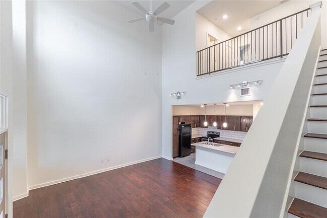 property at 6700 Menchaca Rd