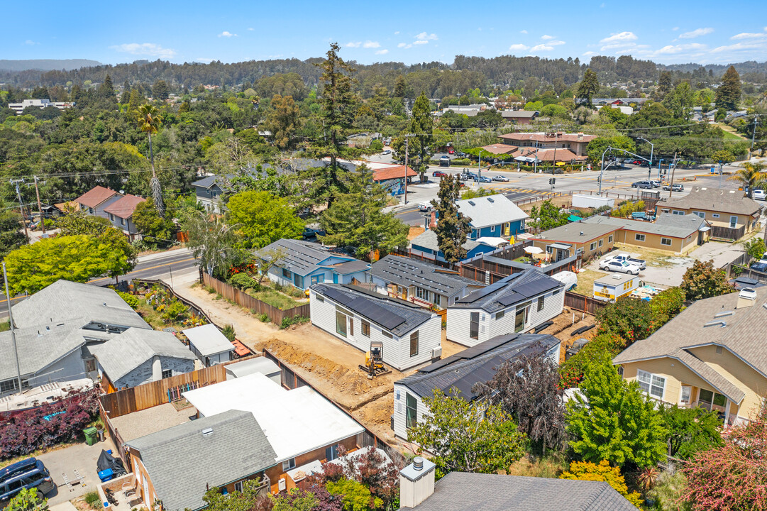 1568 7th Ave in Santa Cruz, CA - Building Photo