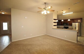 109 Buckingham Dr in Waxahachie, TX - Building Photo - Building Photo