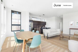 2122 S Hoyne in Chicago, IL - Building Photo - Building Photo