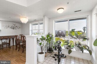 2609 Douglass Rd SE, Unit 401 in Washington, DC - Building Photo - Building Photo
